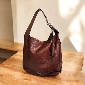 Coach Avery Brown Croc-Embossed Shoulder Bag EUCXSOLDX